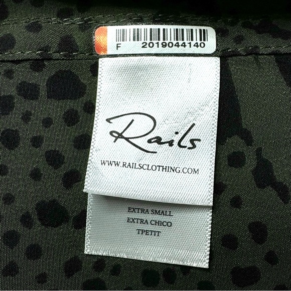 Rails Silk Kate Olive Mixed Animal Stripe Shirt. Zebra Giraffe Tiger Cheetah XS - Picture 9 of 12